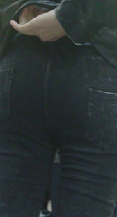 都勒得这么紧还往上提