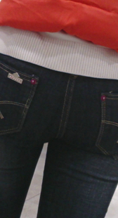 展会紧身黑牛少妇