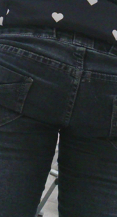 超紧内痕牛仔包臀