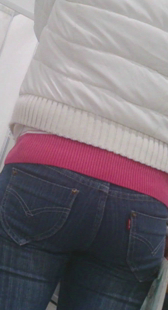 展会紧牛屁股大又圆