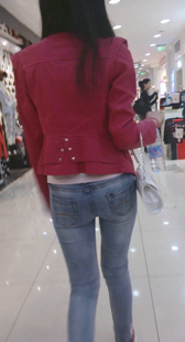 高场紧身蓝牛小妹