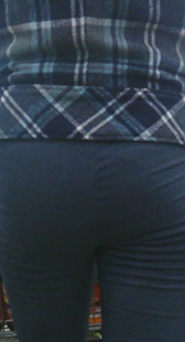 超市包臀成熟少妇