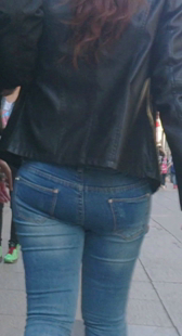 包臀紧牛少妇下垂