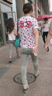 街拍灰牛小少妇视频