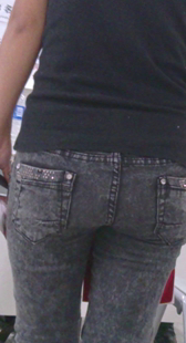 展会超紧黑牛少妇