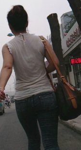 细腰大屁股牛仔