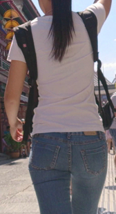 细腰大屁股紧身牛仔