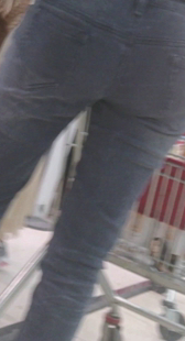 超市黑紧包臀牛仔