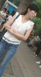 牛仔小少妇开发不多