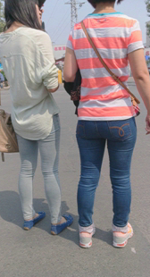 圆臀成熟少妇PP下榻