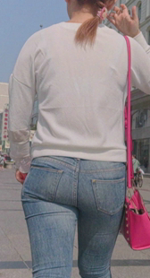 翘臀蓝紧牛开发少