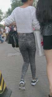 高腰翘臀灰紧牛