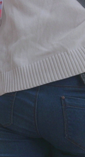 超市包臀蓝紧牛