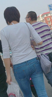 街拍牛仔少妇开发多视频