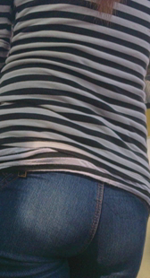 公交站重口味翘臀