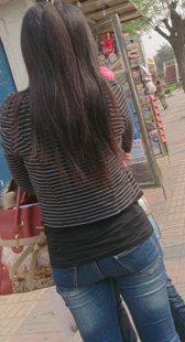 超紧翘臀大屁股小妹