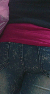 公交站重口味黑牛