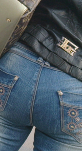 重口味蓝牛宽臀