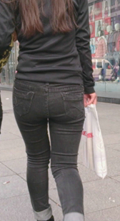 大屁股黑牛就是会扭