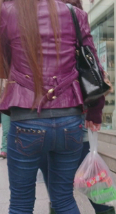 长发紧牛小少妇