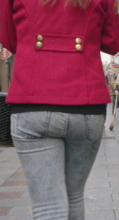 翘臀牛仔两姐妹