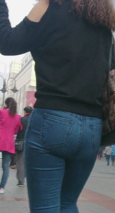 极品翘臀紧牛美少妇