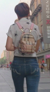 细腰大屁股牛仔裤