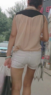 成熟白热裤少妇夹不紧