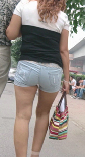 大屁股包臀热裤少妇