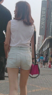 细腰超级大屁股内痕紧