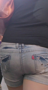 大屁股紧牛真会扭