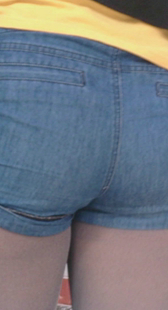 性感大屁股牛仔热裤