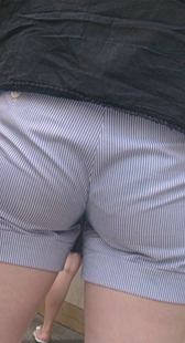 这PP都能把裤子吸进去