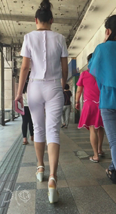 高跟风骚白裤小少妇内痕紧第二季