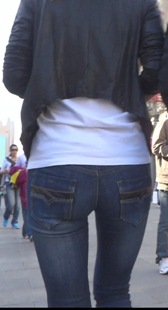 勒沟超紧牛仔少妇