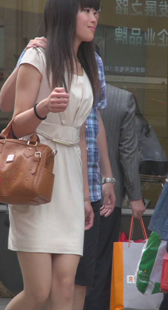 极品连衣裙翘臀美少妇第三季