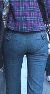 紧牛少妇开发多过身材变形