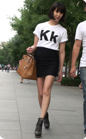 极品美腿,短裙高跟,气质MM