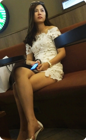 这么漂亮的超短裙美眉,你不想来一发吗