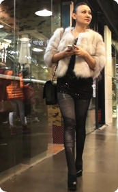 紧身牛仔搔货,这样穿紧身牛仔裤才是搔