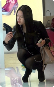 厚丝高跟的气质少妇