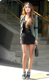 搔货的灰丝长腿让恋足者为之疯狂吧