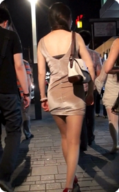 肉丝的气质少妇红色跟鞋很性感