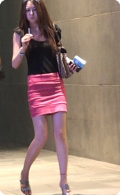 有仙女气质的短裙高跟美女