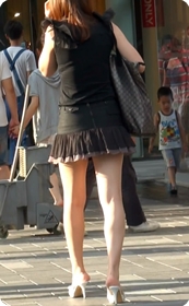 风韵少妇的齐B小短裙