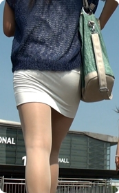 包的紧,才能凸显这样的翘臀