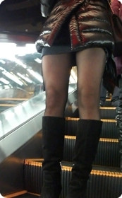 商场长靴丝袜少妇