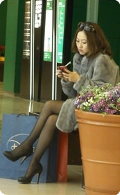 贵妇爱穿高跟和黑丝