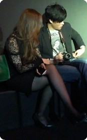 酒吧里的黑丝少妇