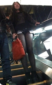 黑丝超短裤,屁股都露出来了